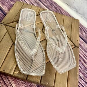 Lauren Lorraine Elegant Clear Rhinestone Details Flip Flop Sandals NIB